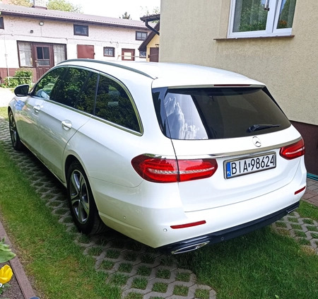 Mercedes-Benz Klasa E cena 116500 przebieg: 196300, rok produkcji 2019 z Łapy małe 631